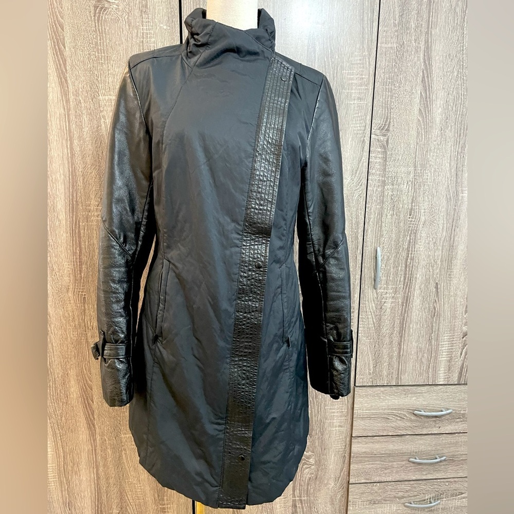 DANIER Genuine Leather & Fabric Front Trench Jacket with Diagonal Zip. Size S
